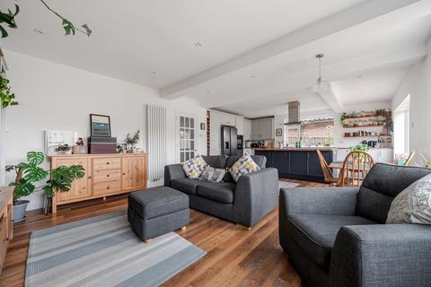 3 bedroom detached bungalow for sale, Oak Tree Lane, Haslemere, GU27