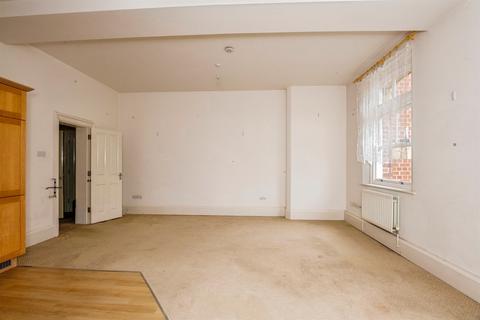 1 bedroom flat for sale, Frome Court, Bartestree, Hereford