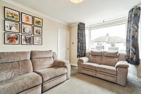 3 bedroom semi-detached house for sale, Oakbank Drive, Keighley BD22