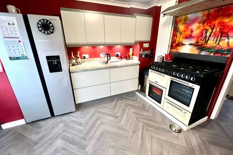 4 bedroom detached house for sale, Gwallon Road, St. Austell PL25