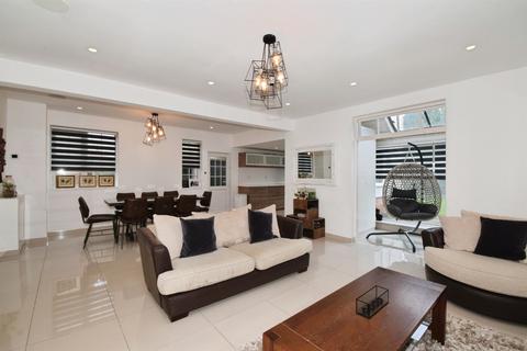 undefined, The Oval, Oadby, Leicester