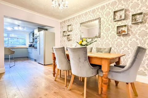 3 bedroom semi-detached house for sale, Rydal Grove, Cottingham HU16