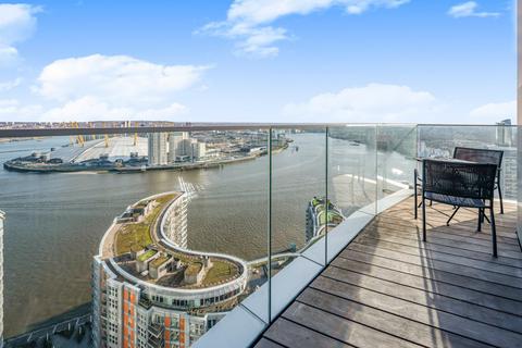 3 bedroom flat for sale, Charrington Tower, 11 Biscayne Avenue, London