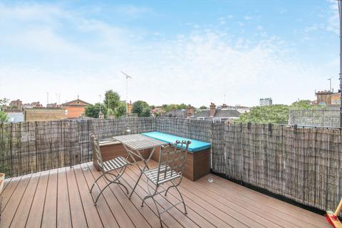 3 bedroom flat for sale, Oakley Street, Chelsea, London SW3