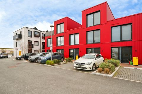 undefined, Redbridge Quay, Birkenhead