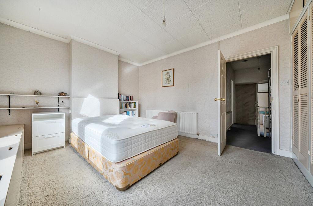 Bedroom 1 angle 2