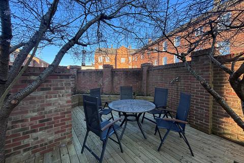 undefined, Hampden Square, AYLESBURY