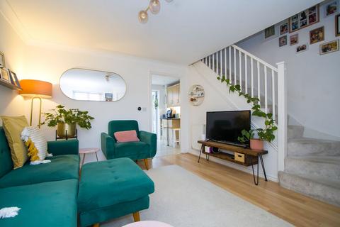undefined, Tal-Y-Bryn, Penarth