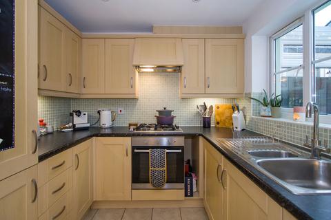 undefined, Tal-Y-Bryn, Penarth