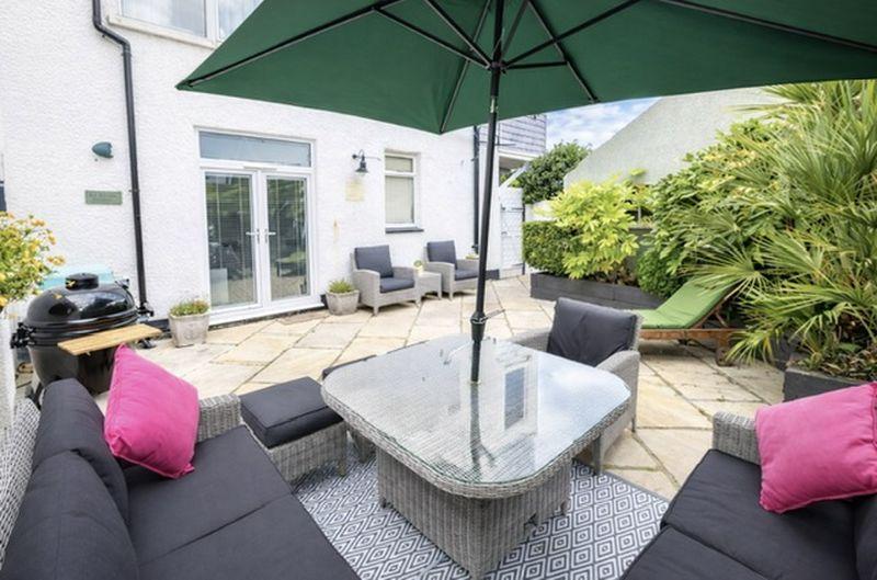 Rear garden view 2