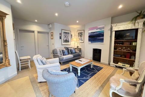 undefined, 40a Eastgate, Cowbridge, The Vale of Glamorgan CF71 7DG