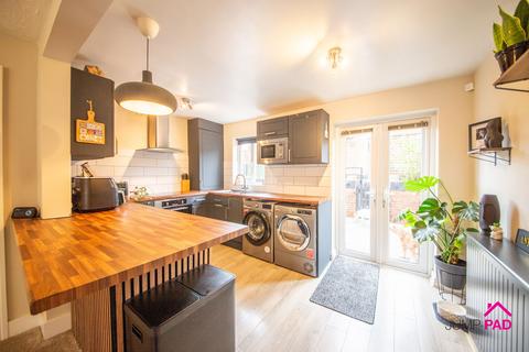 2 bedroom semi-detached house for sale, Mill Meadow, Newton-Le-Willows, WA12