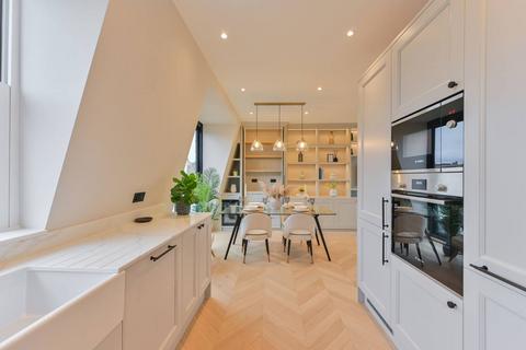 undefined, Thirsk Road, Clapham Common North Side, London, SW11