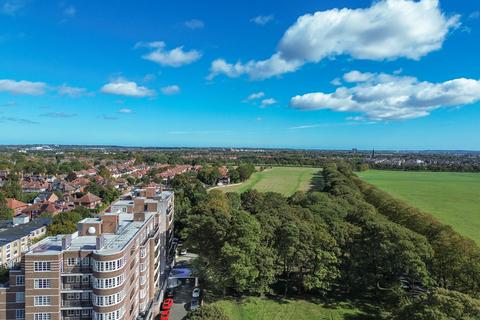 2 bedroom apartment to rent, Moor Court, Newcastle Upon Tyne