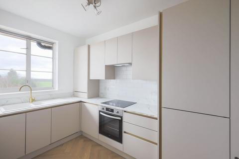 2 bedroom apartment to rent, Moor Court, Newcastle Upon Tyne