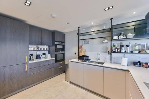 3 bedroom flat for sale, Commodore House, Wandsworth, London, SW18
