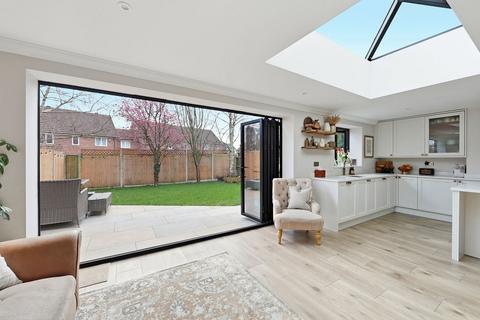 3 bedroom detached house for sale, Flowerscroft, Stapeley, Nantwich