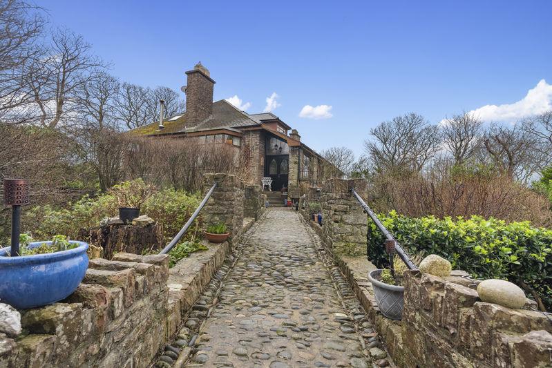 Langtoft Manor