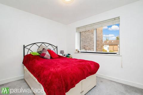 undefined, Hillside, Hoddesdon