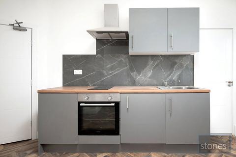 Studio to rent, Glenloch Road, London, NW3