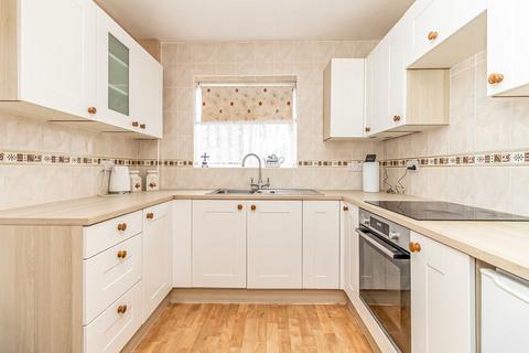 3 bedroom end of terrace house for sale, Crofton Road, Southsea