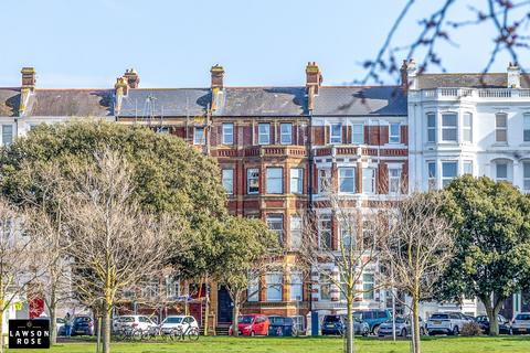 2 bedroom flat for sale, Western Parade, Southsea, PO5