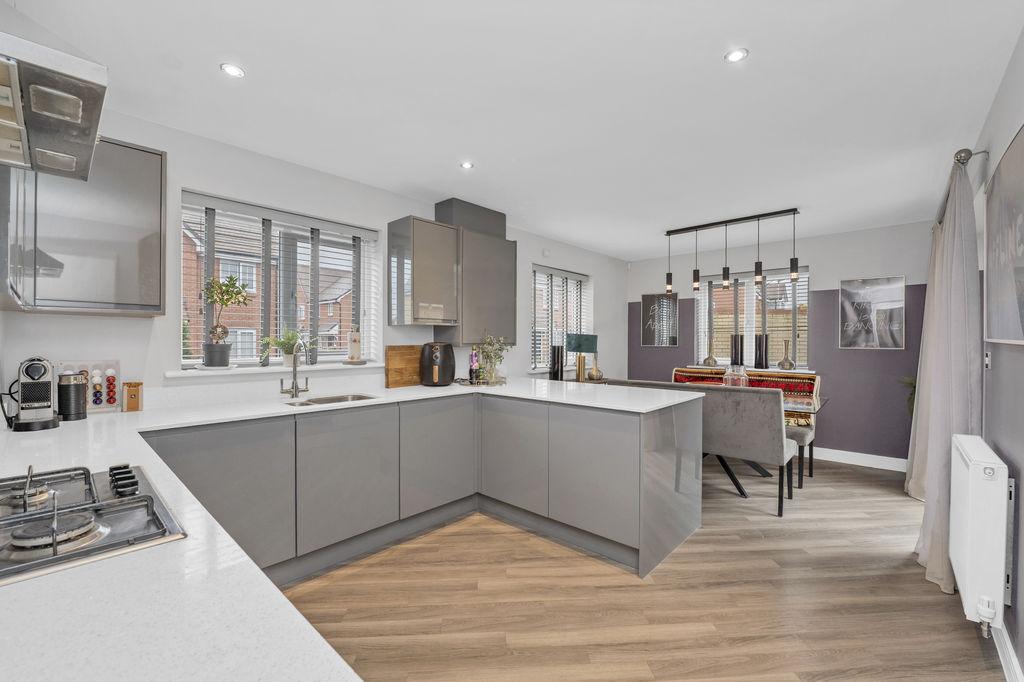 Kitchen/Dining Room