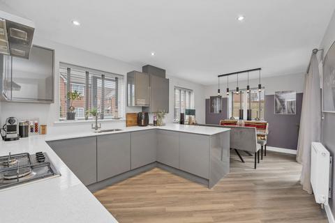 4 bedroom detached house for sale, Waits Close, Bury St Edmunds