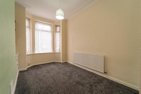 2 bedroom terraced house for sale, Parkfield Street, Rusholme