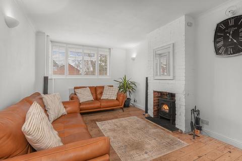 3 bedroom semi-detached house for sale, Sinclair Avenue, Banbury - Greatly extended