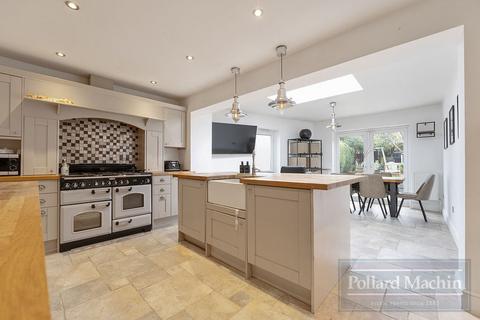 undefined, Alexandra Road, Warlingham