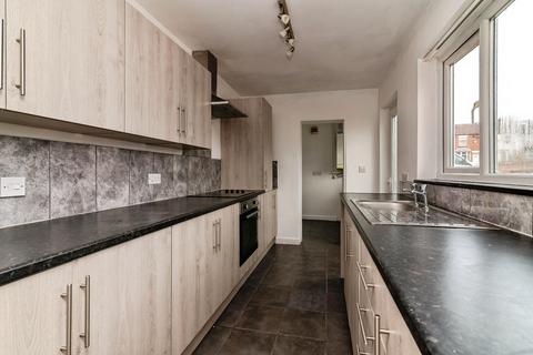 2 bedroom terraced house to rent, Gedling Road, Nottingham, NG5