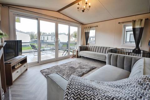 2 bedroom detached house for sale, Cotswold Reach, Hoburne Cotswolds, Cotswold Lakes