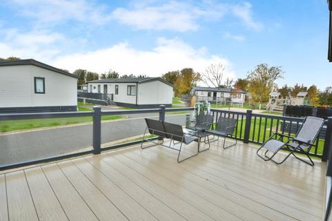 2 bedroom detached house for sale, Cotswold Reach, Hoburne Cotswolds, Cotswold Lakes