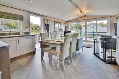 2 bedroom detached house for sale, Cotswold Reach, Hoburne Cotswolds, Cotswold Lakes