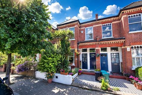 3 bedroom apartment for sale, Boundaries Road, Balham, SW12 8HF