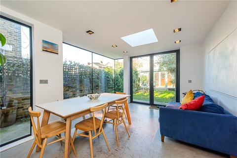 4 bedroom terraced house for sale, Burrows Road, London, NW10
