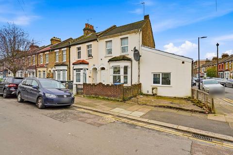1 bedroom apartment for sale, Chiswick Road, London