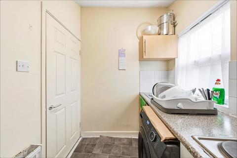 1 bedroom apartment for sale, Chiswick Road, London