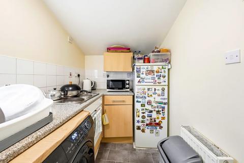 1 bedroom apartment for sale, Chiswick Road, London