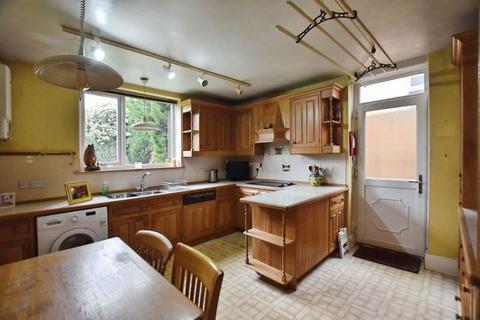 4 bedroom detached house for sale, Ridgeway Road, Salisbury             *NO ONWARD CHAIN*
