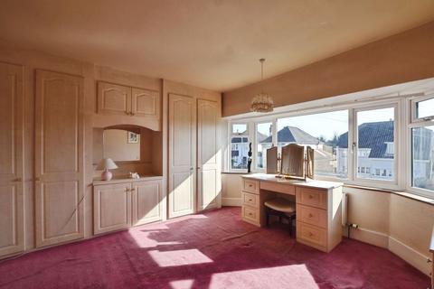 4 bedroom detached house for sale, Ridgeway Road, Salisbury             *NO ONWARD CHAIN*