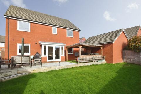 4 bedroom detached house for sale, Mannock Field , Salisbury                      *WATCH THE VIDEO TOUR*
