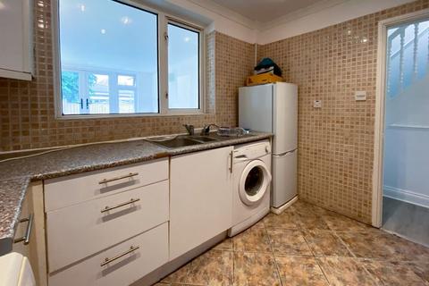 3 bedroom end of terrace house for sale, Harrold Road, Dagenham RM8