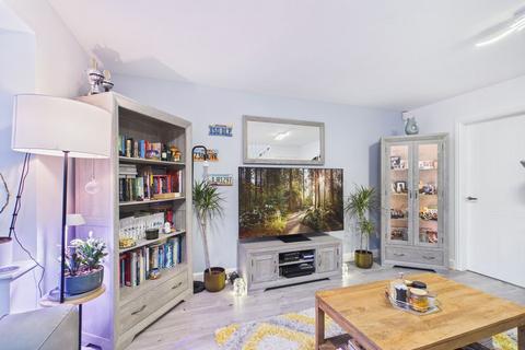 3 bedroom end of terrace house for sale, Goldney Court, Telford TF4