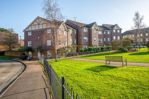 2 bedroom apartment for sale, Parkland Mead, Bickley Bromley