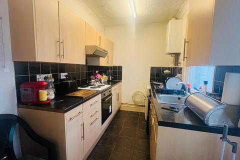 2 bedroom terraced house for sale, Austin Street, The Mounts, Northampton NN1