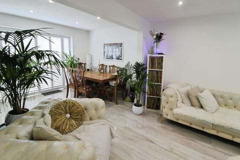 3 bedroom semi-detached house for sale, Westholme Road, Manchester M25
