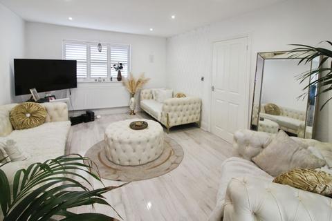3 bedroom semi-detached house for sale, Westholme Road, Manchester M25