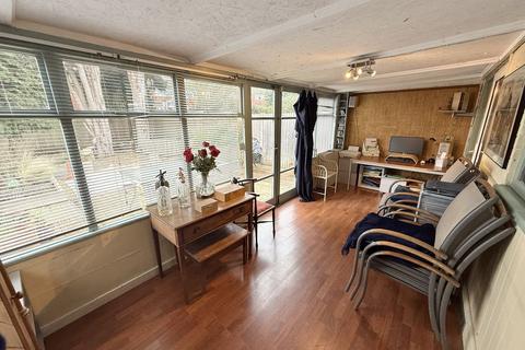 undefined, Wantage Crescent, Wing LU7